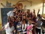 Professor de São José vai à África e dá aula como voluntário para crianças
